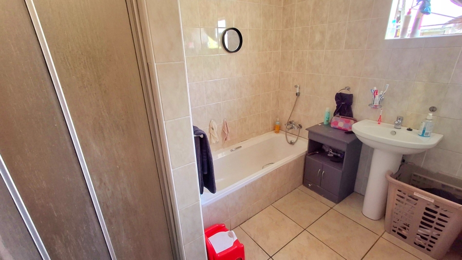 3 Bedroom Property for Sale in Sasolburg Ext 10 Free State